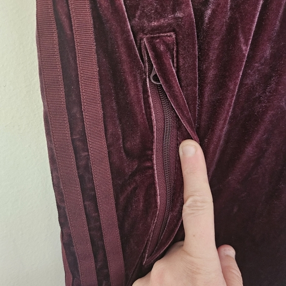 VGUC Adidas Velvet Vibes SST Track Pant Purple Plum Burgundy Women Small - Picture 5 of 16